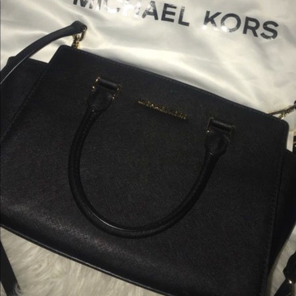 Selma medium purse